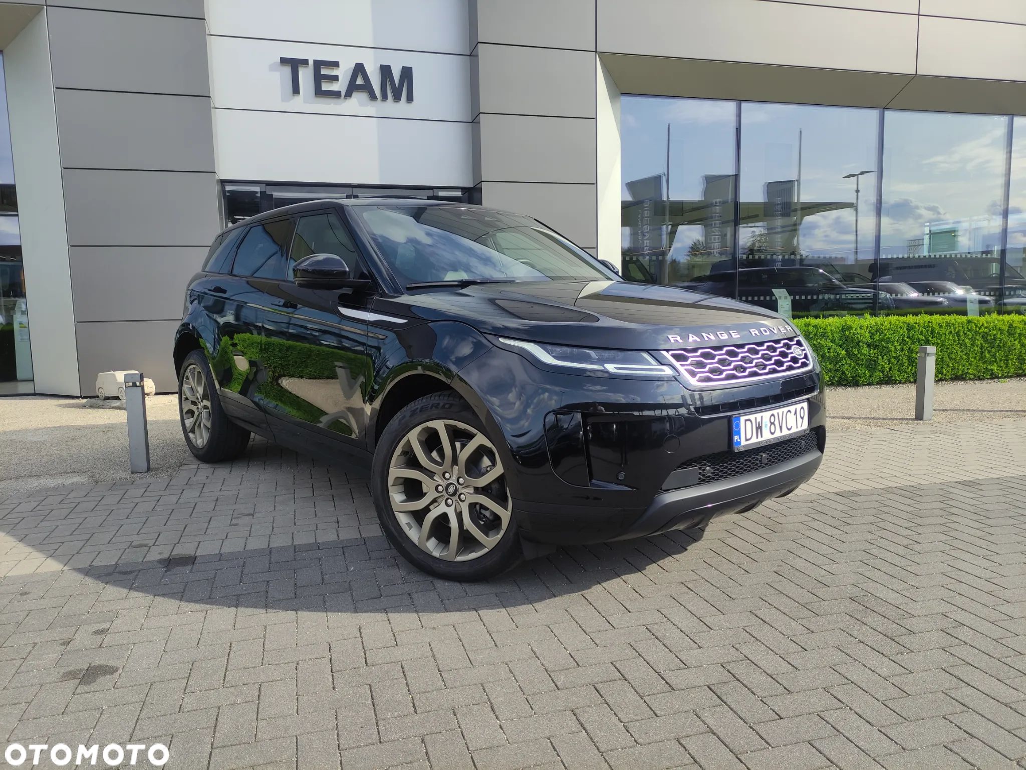 Land Rover Range Rover Evoque - 1