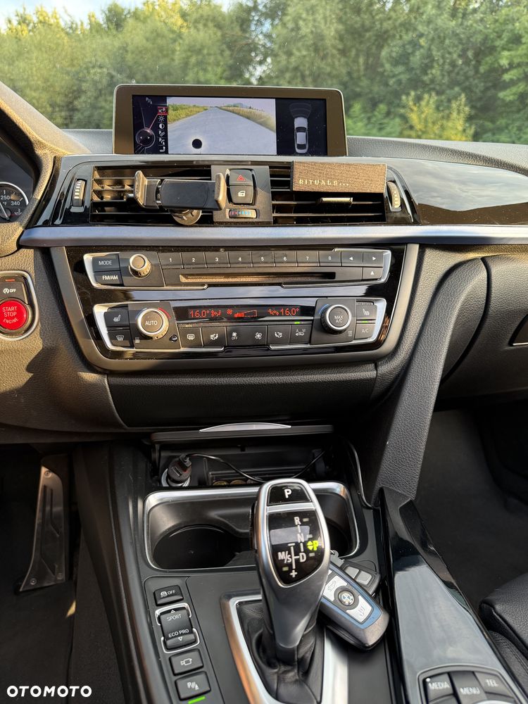 BMW Seria 4 435i xDrive - 28