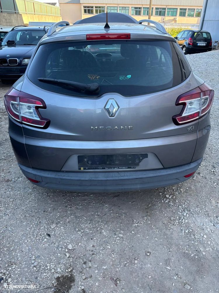 Tampa da mala Renault Megane 3 carrinha - 1