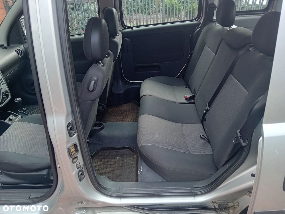 Opel Combo Tour Cosmo - 6