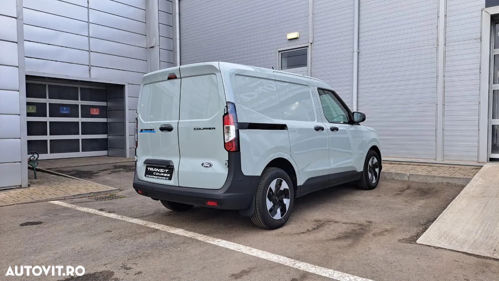 Ford NEW E-TRANSIT COURIER - 5