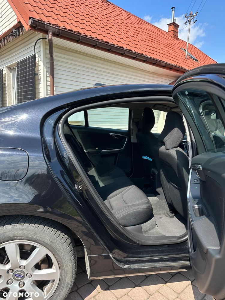 Volvo S60 T3 Momentum - 7