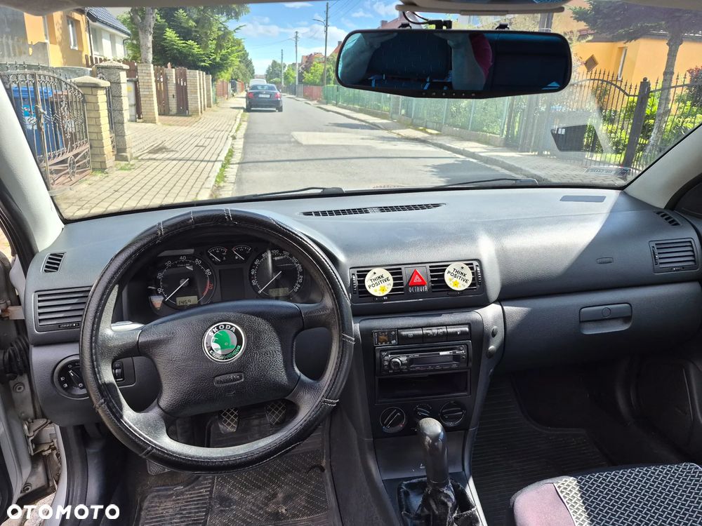 Skoda Octavia 2.0 Ambiente - 5