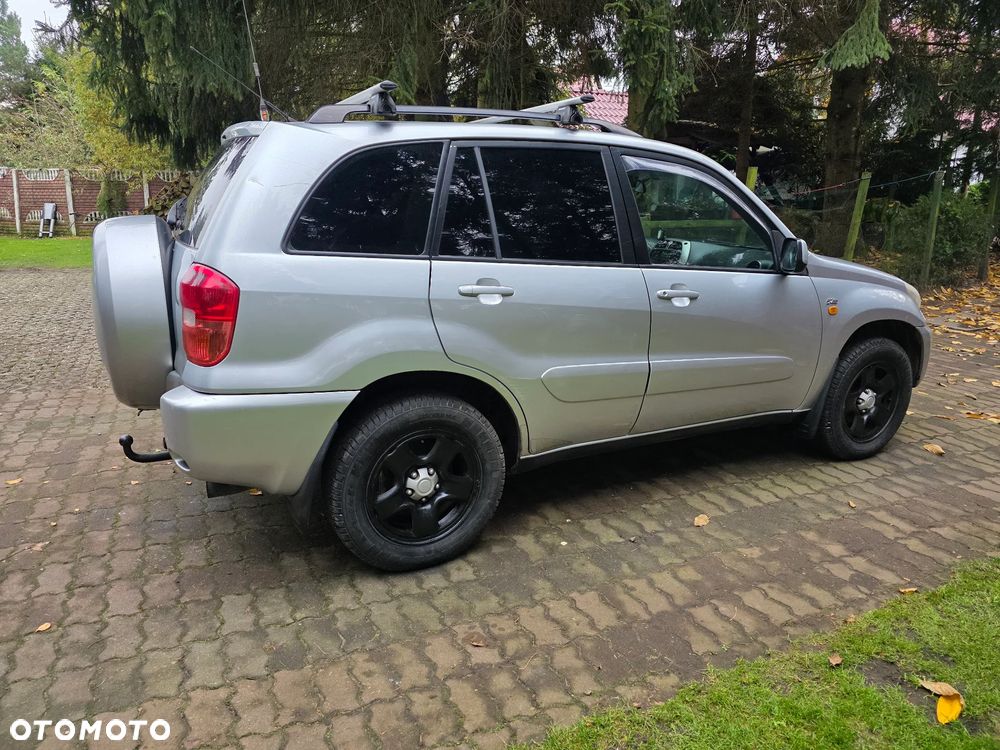 Toyota RAV4 - 7