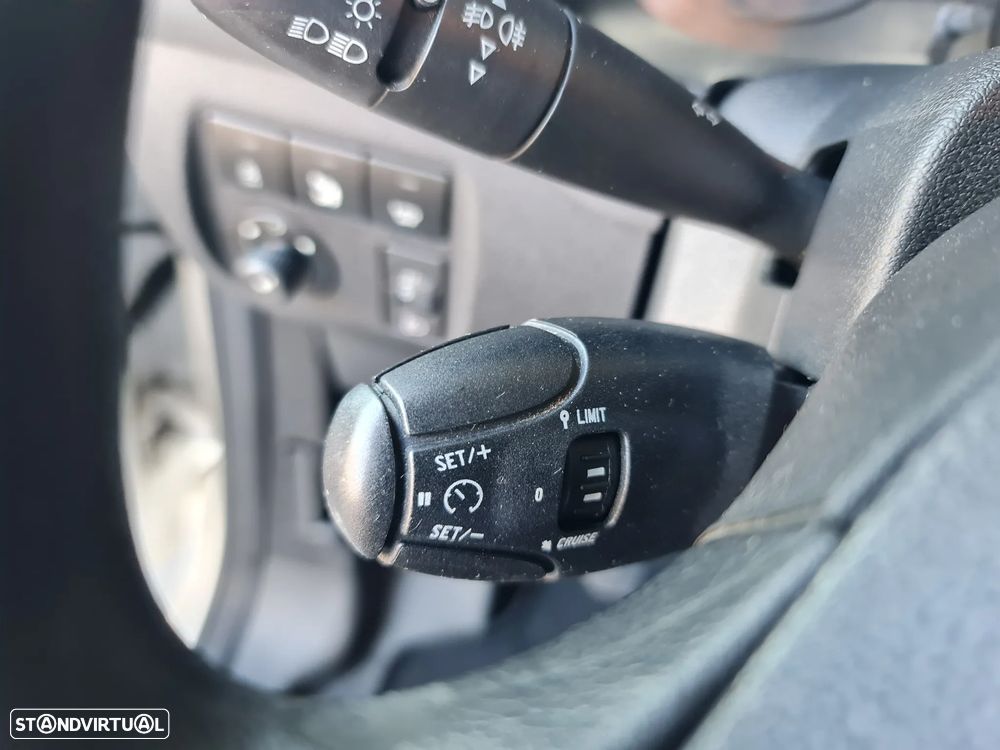 Peugeot PARTNER 1.6 HDi 100CV * GPS * AC * c/iva - 32