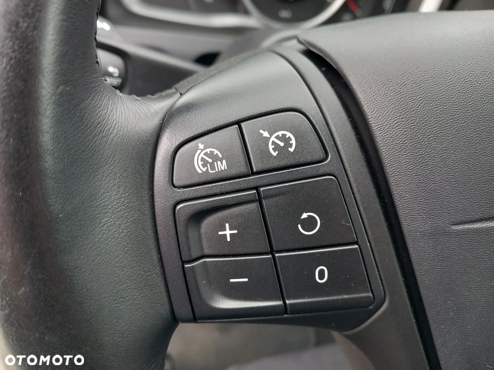 Volvo V60 D4 Linje Svart - 21
