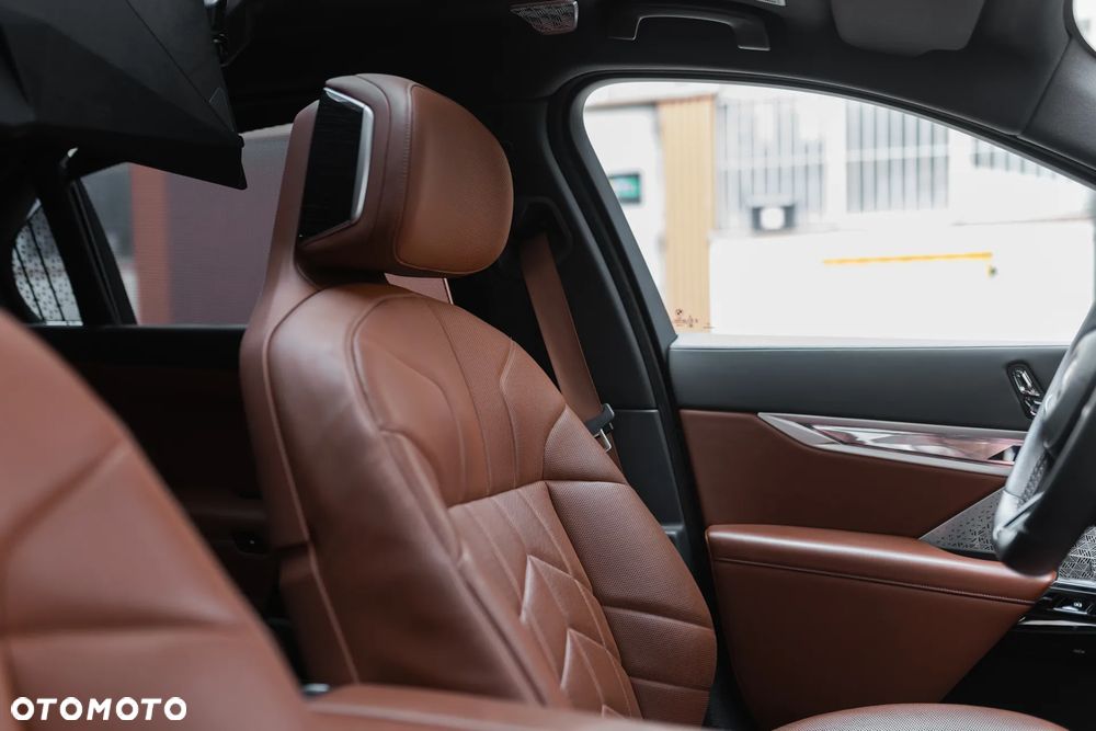 BMW i7 105.7kWh xDrive60 M Sport - 36