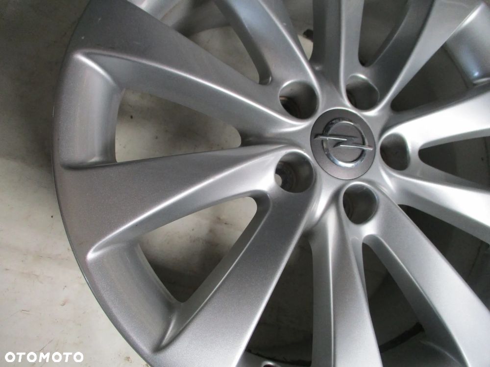 FELGA ALUMINIOWA 17 OPEL CORSA D CORSA E  ET35 - 6