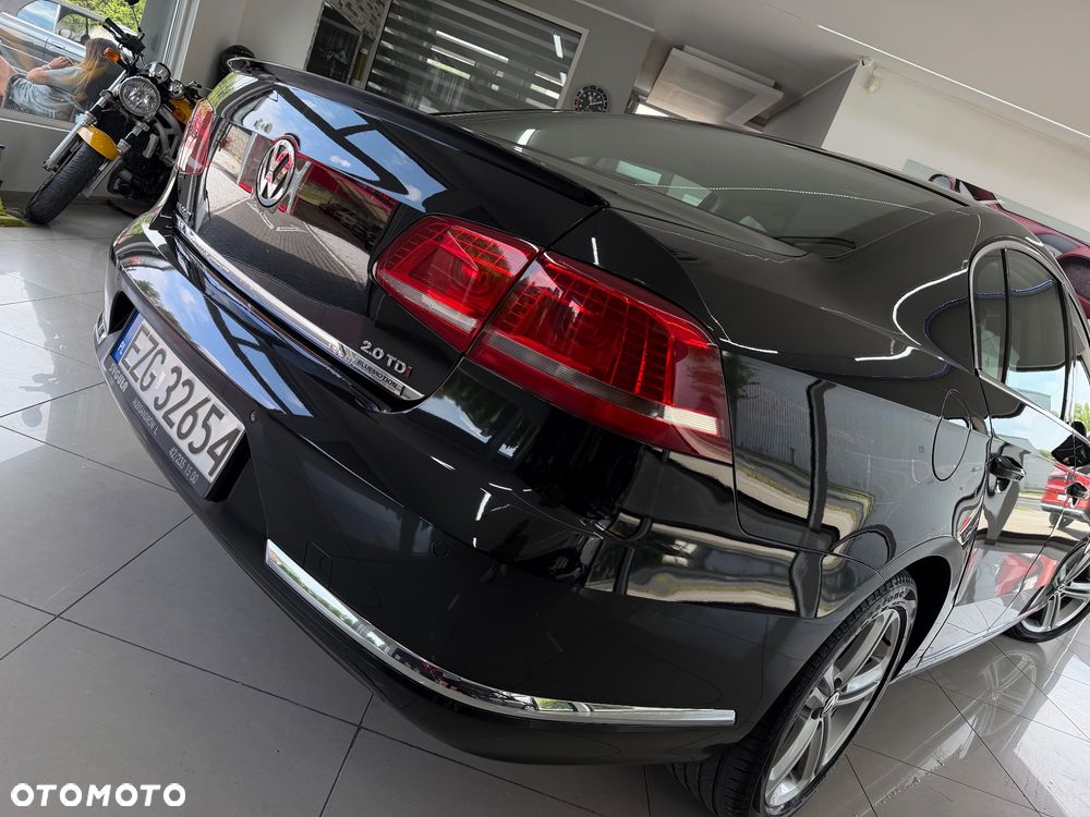 Volkswagen Passat - 15