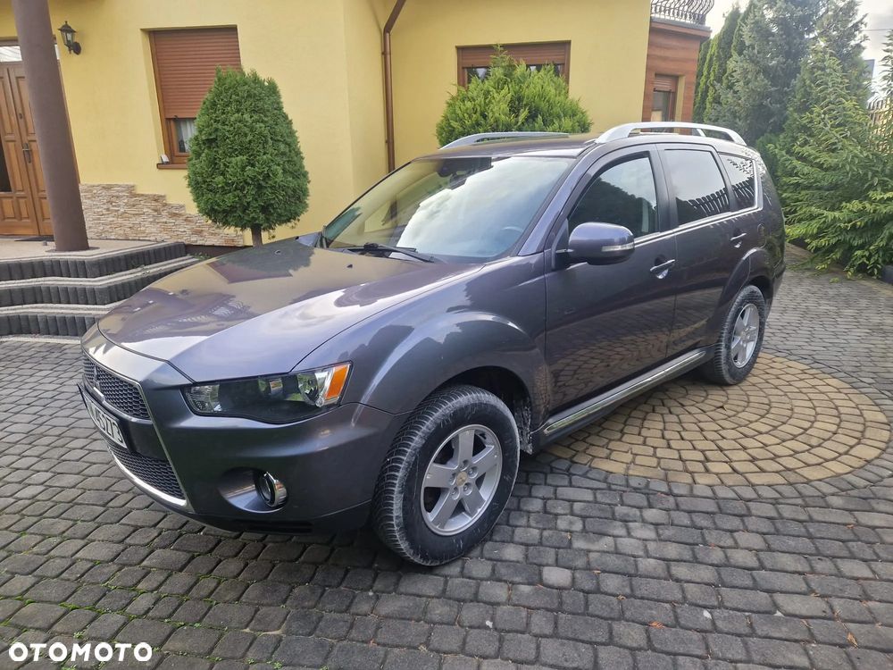 Mitsubishi Outlander 2.0 2WD CVT Invite - 3