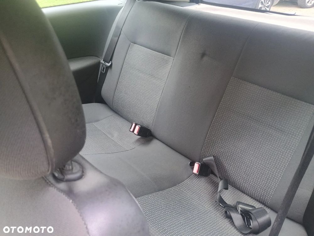 Opel Corsa - 9