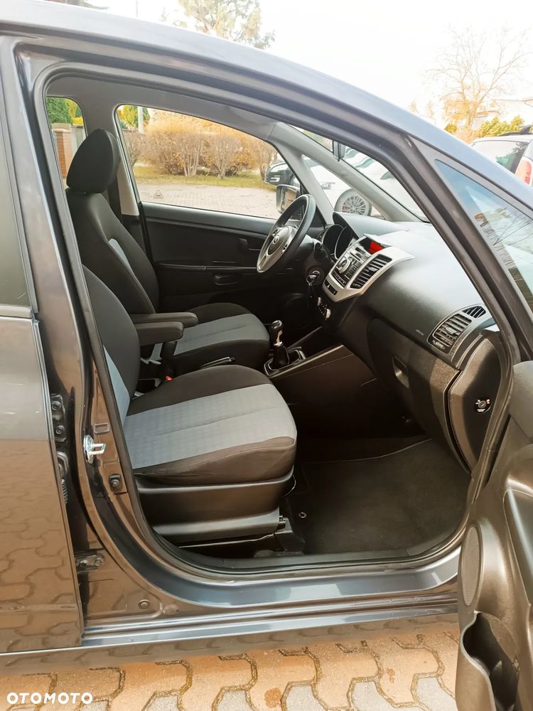 Kia Venga 1.4 L - 17