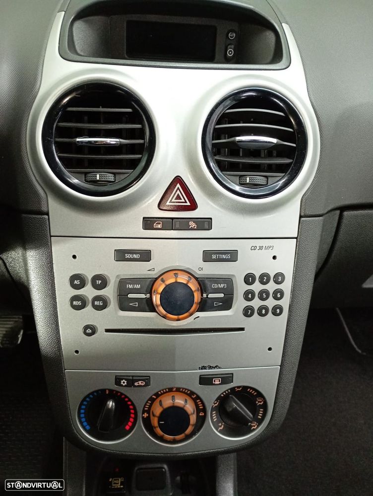 Opel Corsa 1.2 City FlexFuel - 16