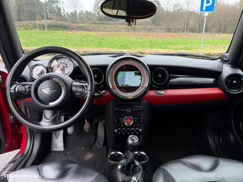 MINI Cabrio Cooper D - 16