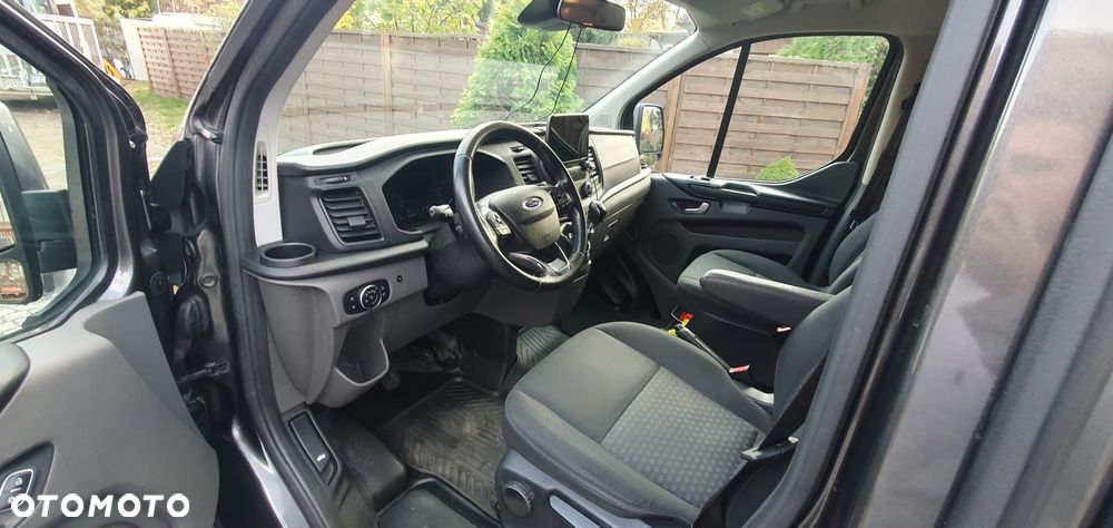 Ford Transit Custom - 12