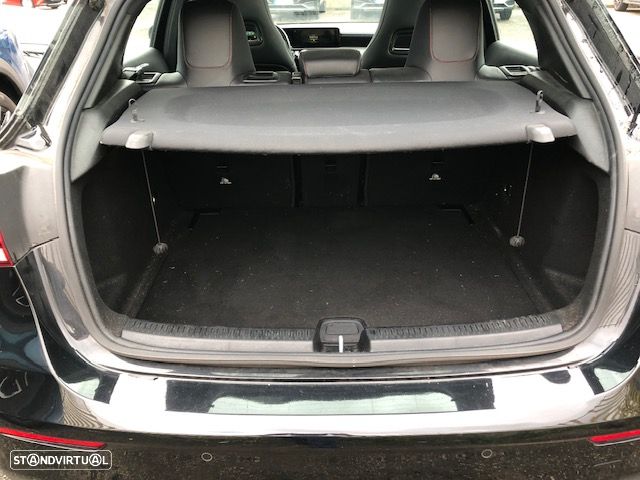 Mercedes-Benz A 180 d 8G-DCT AMG Line - 13