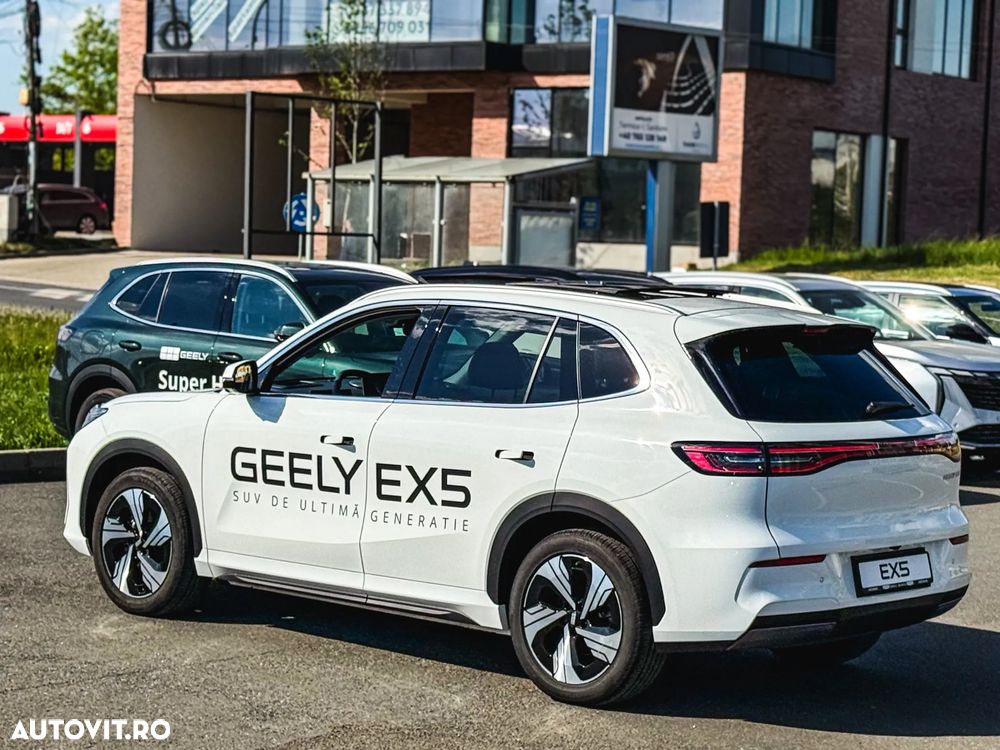 Geely Ex5 60.22 kWh MAX - 32