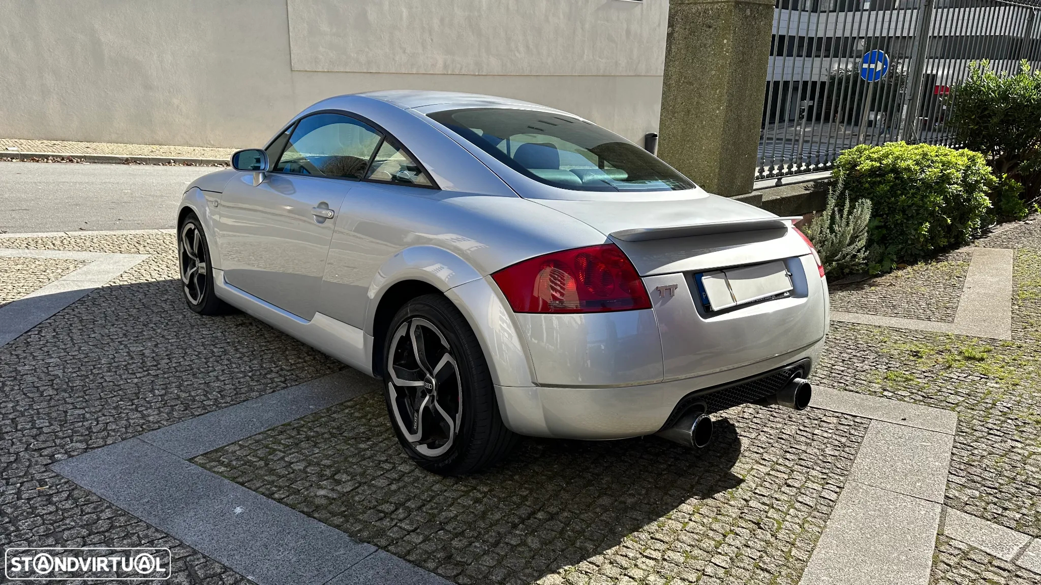 Audi TT Coupé 1.8 T S-line - 4