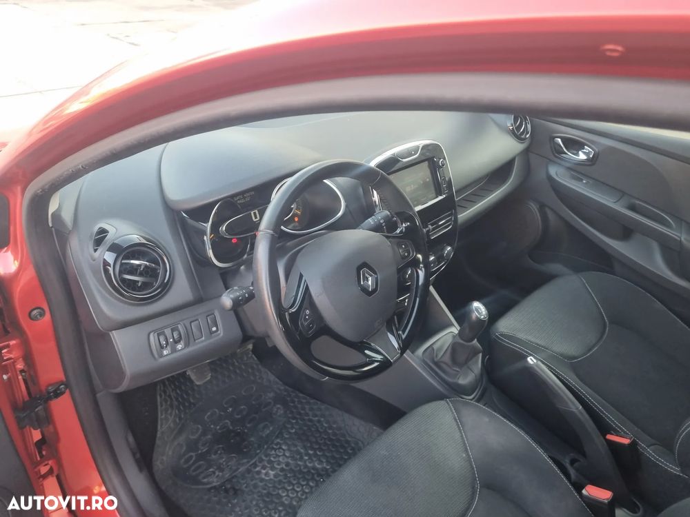 Renault Clio TCe 90 Limited - 11