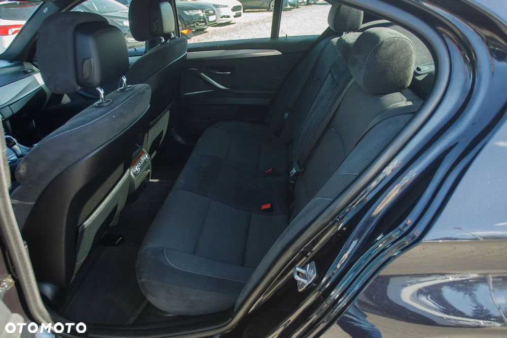BMW Seria 5 530d Sport-Aut - 18