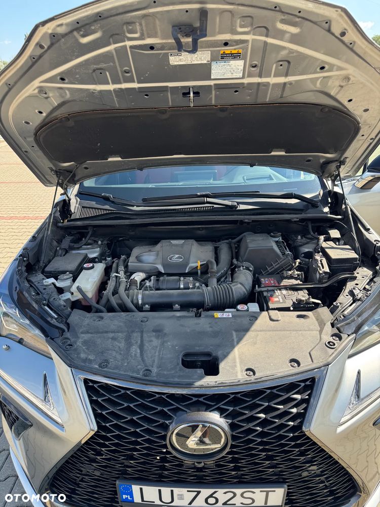 Lexus NX 300 F Sport AWD - 9
