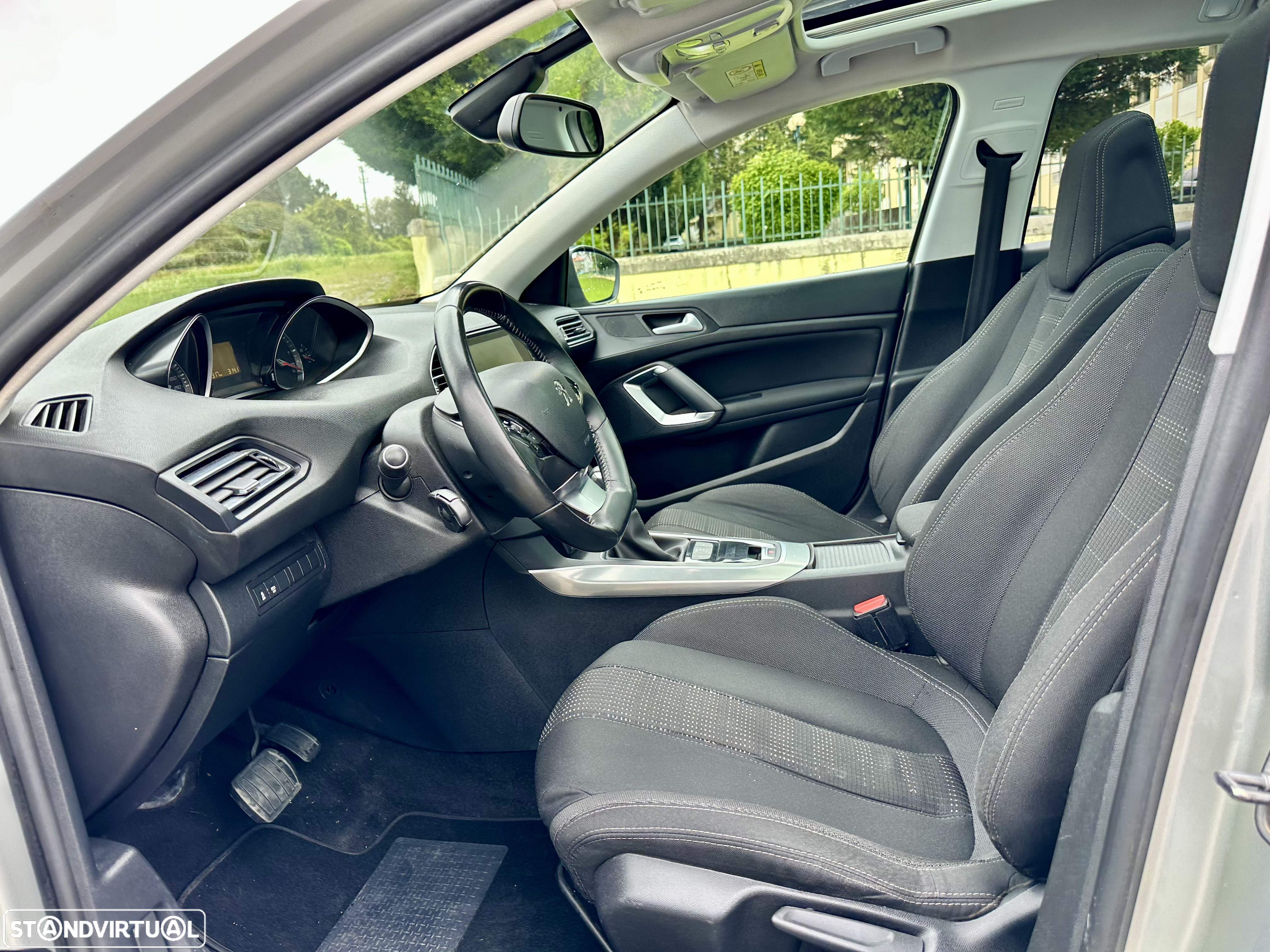 Peugeot 308 SW 1.6 BlueHDi Allure J17 EAT6 - 21