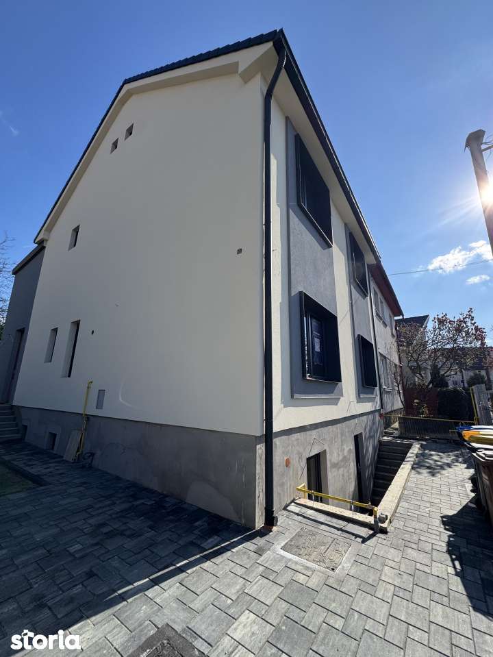 Casa renovata recent - Premium cu Dubla Destinatie - Sibiu - Imagine principală: 2/15