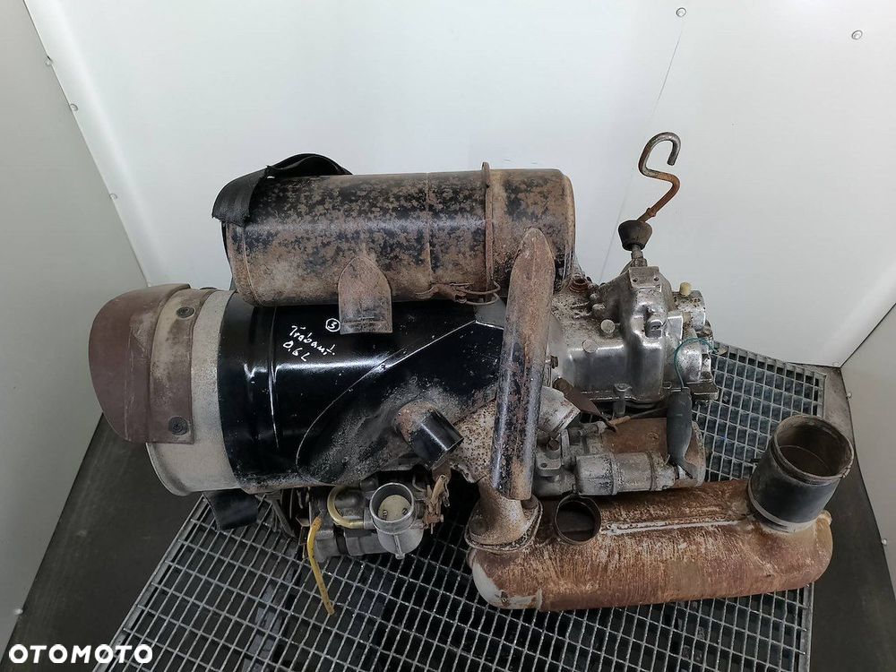 SILNIK KOMPLETNY+ SKRZYNIA BIEGÓW TRABANT 601 ( 64-90 ) 0.6 - 7
