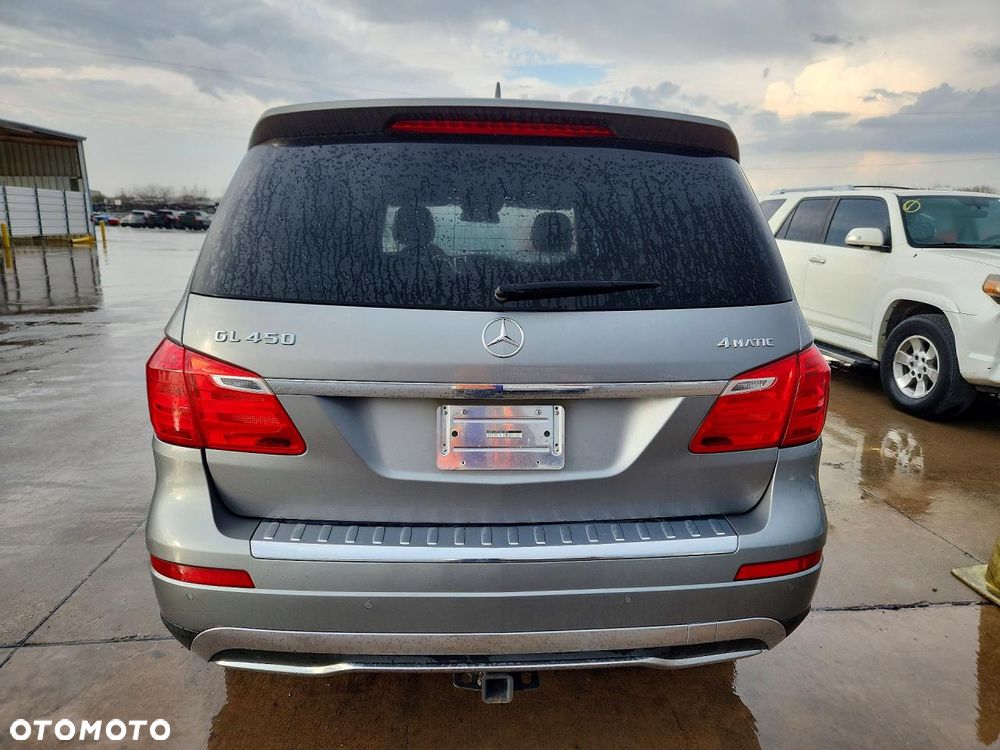 Mercedes-Benz GL - 6