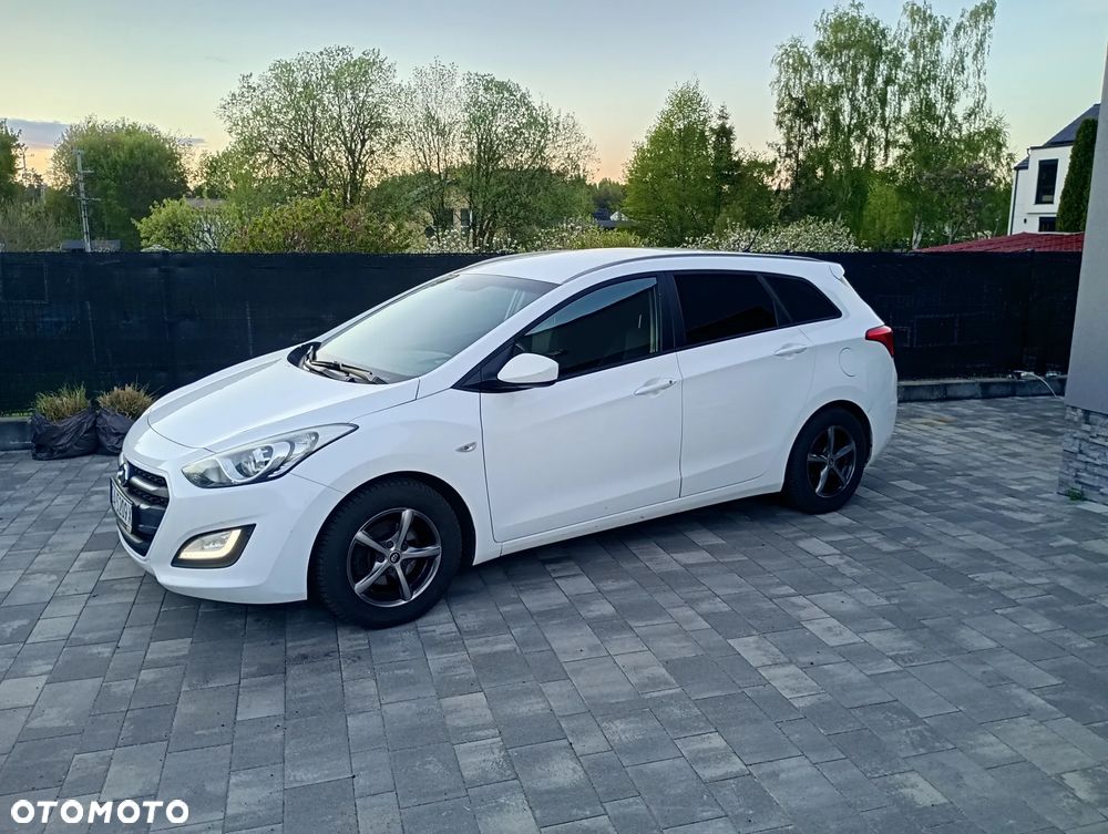 Hyundai i30 1.6 CRDi Classic + - 1