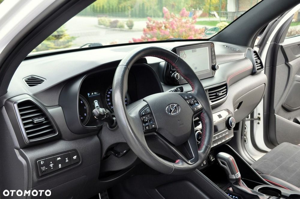 Hyundai Tucson 1.6 GDi 4WD DCT N Line - 24