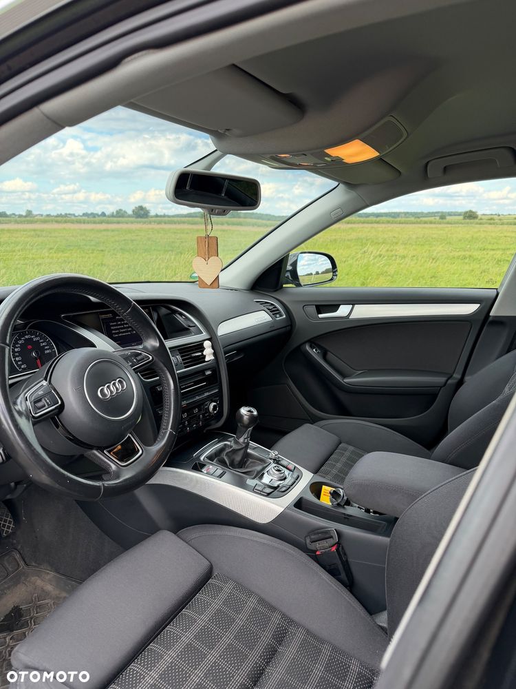 Audi A4 Avant 2.0 TDI quattro - 10