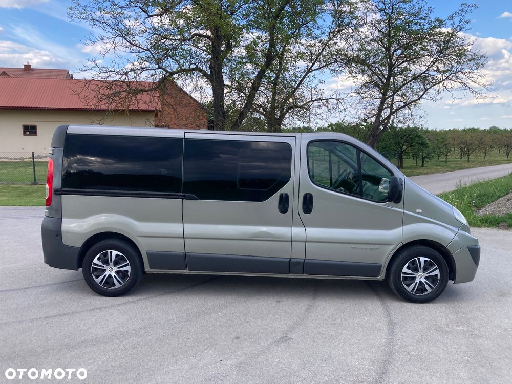 Renault Trafic L1H1 Passenger Lux - 21