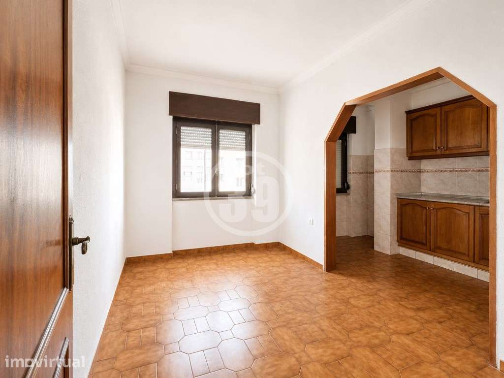 Apartamento com 4 quartos no ultimo andar e com um amplo sótão, sit... - Grande imagem: 3/33