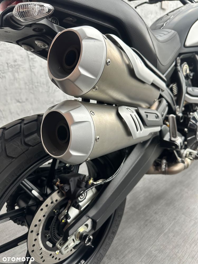 Ducati Scrambler - 11