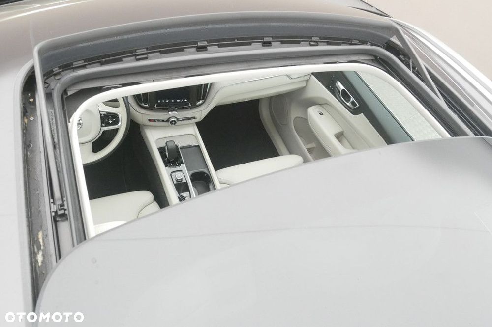 Volvo XC 60 - 36