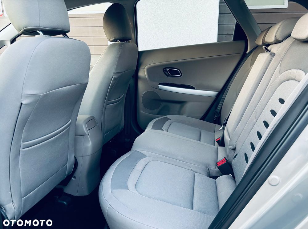 Kia Ceed 1.6 GDI Business Line - 17