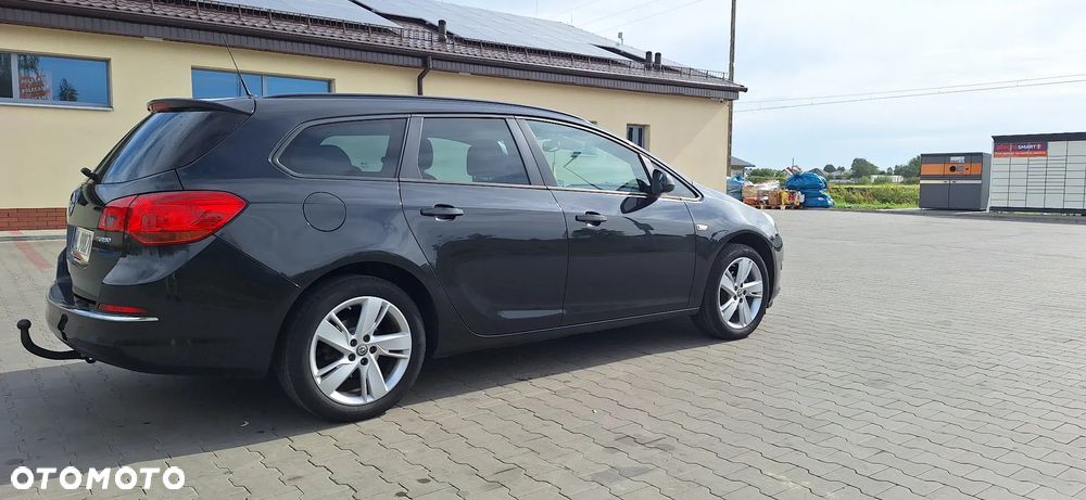 Opel Astra 1.4 T Sport EU6 - 8