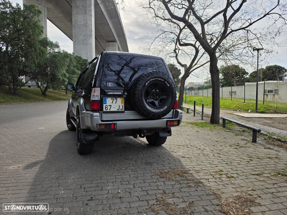 Toyota Land Cruiser 3.0 TD - 4