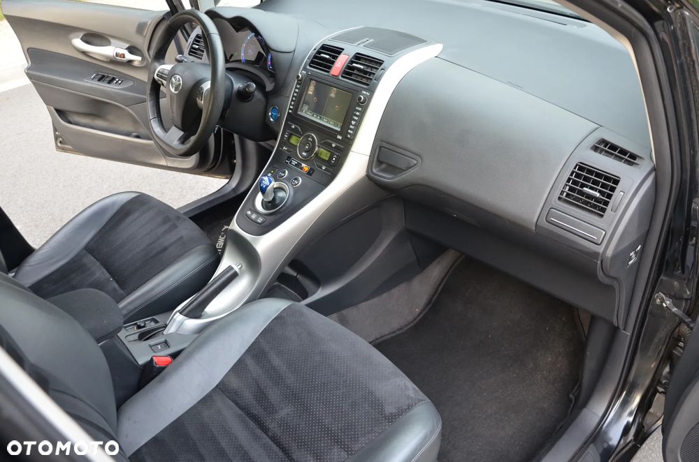 Toyota Auris - 27