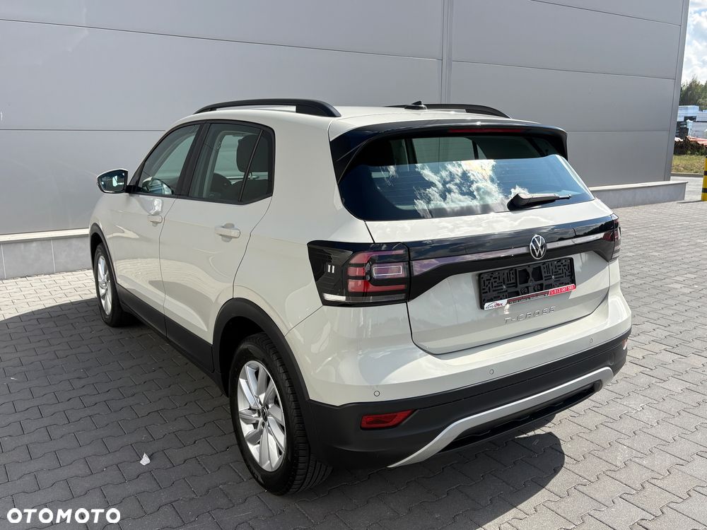 Volkswagen T-Cross - 13