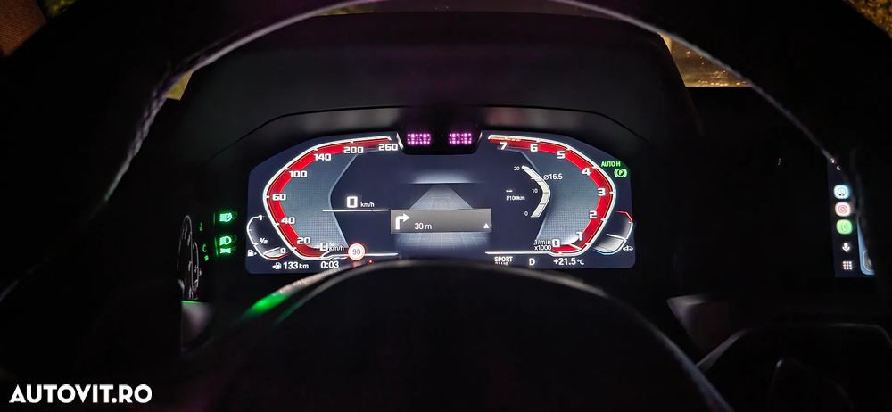 BMW M4 M440i xDrive - 16