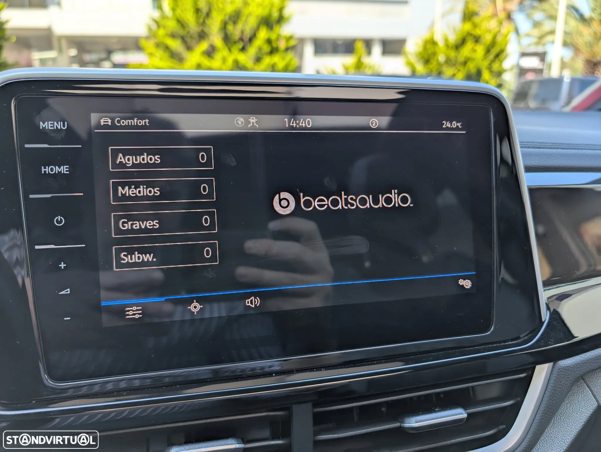 VW T-Roc 1.5 TSI R-Line DSG - 25