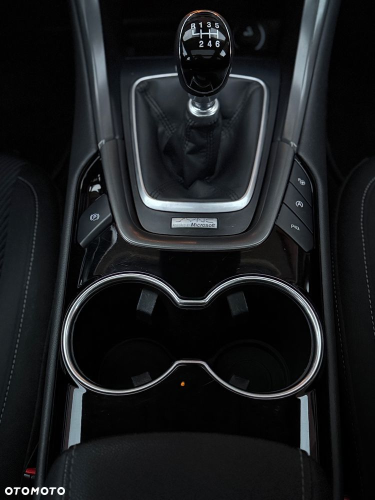 Ford Mondeo 2.0 TDCi Start-Stopp Titanium - 33