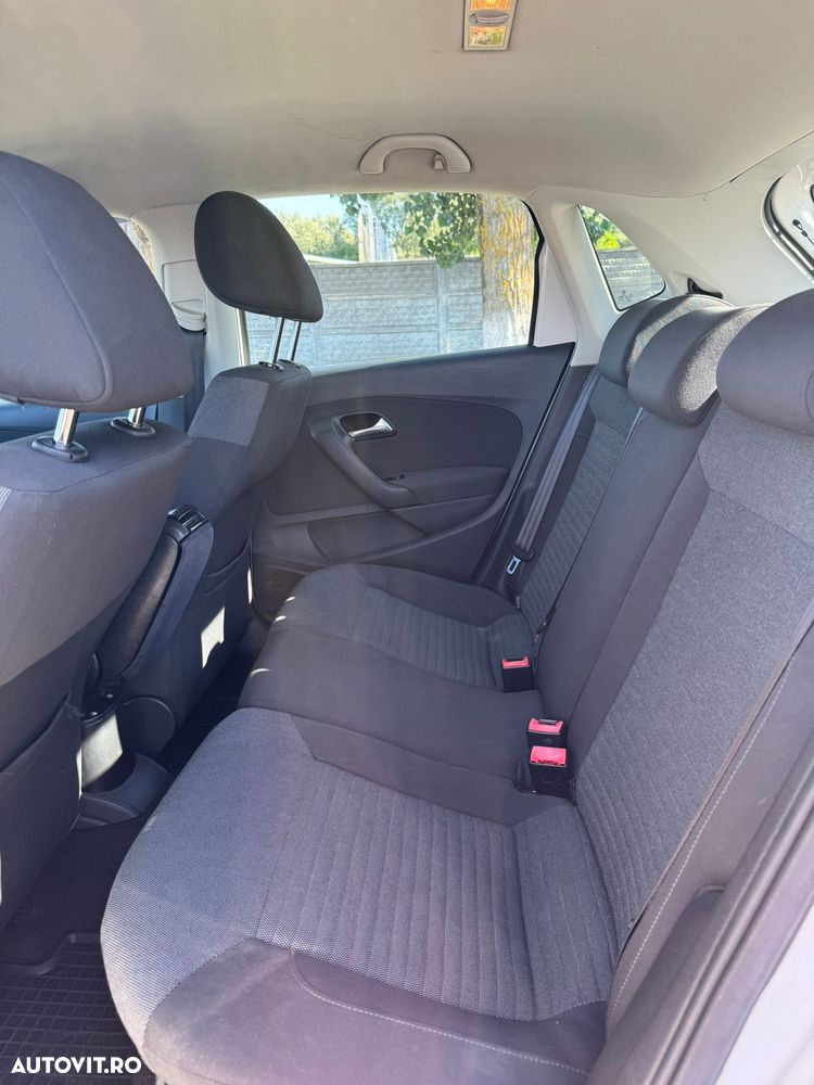 Volkswagen Polo 1.6 TDI DPF Trendline BlueMotion Technology - 8