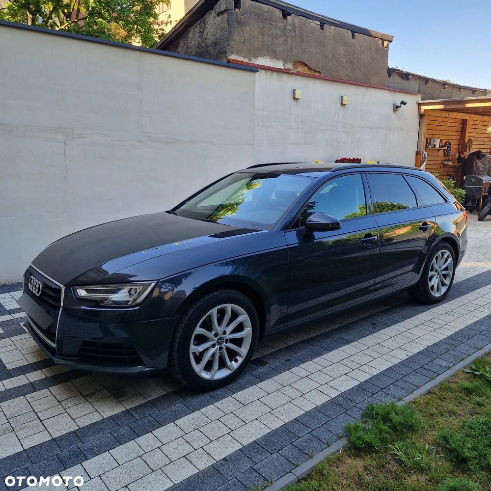 Audi A4 Avant 2.0 TDI - 15