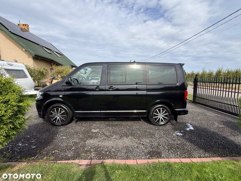 Volkswagen Multivan - 32
