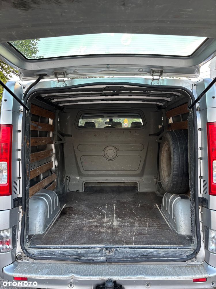 Opel Vivaro L2H1 2.9t - 4