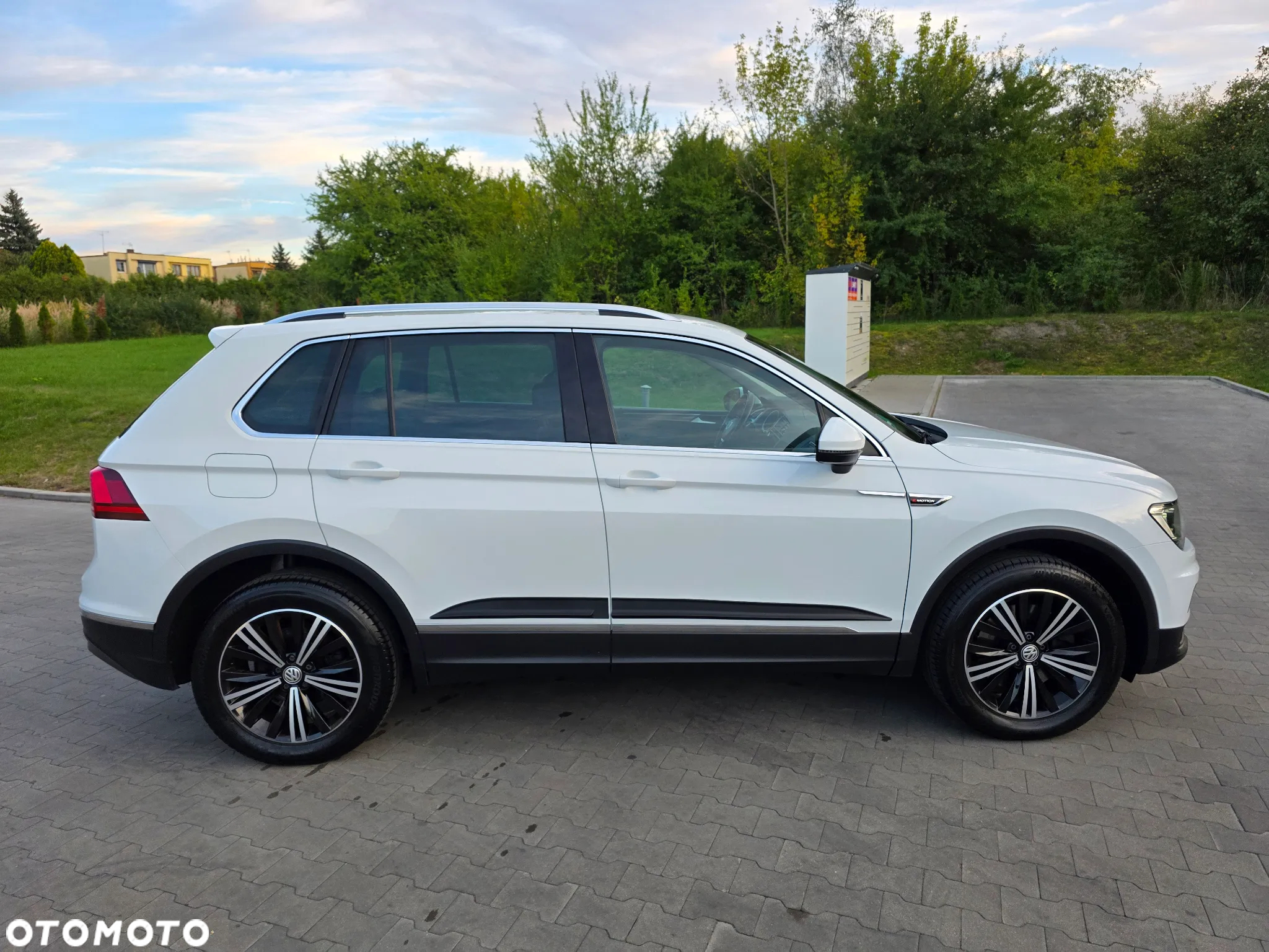 Volkswagen Tiguan 2.0 TDI SCR 4MOTION DSG Highline - 37