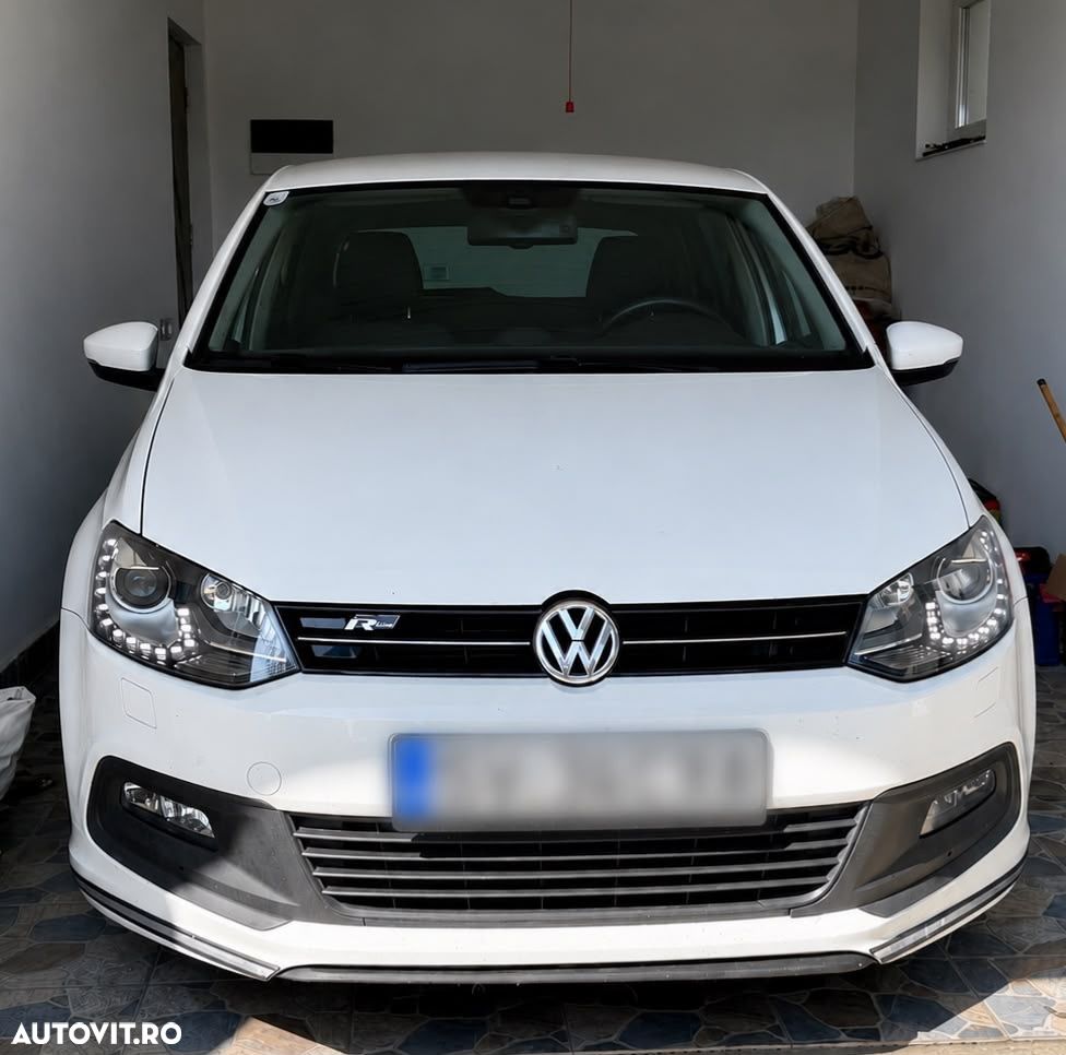 Volkswagen Polo - 1